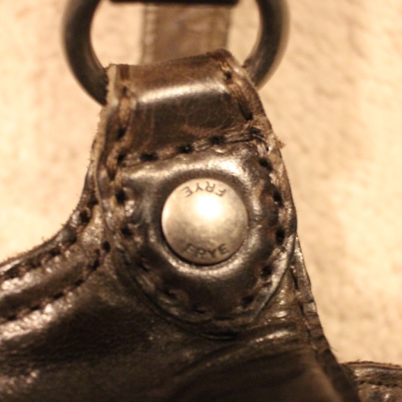 LIKE NEW Frye ‘Melissa’ Leather Crossbody Bag - Picture 5 of 7